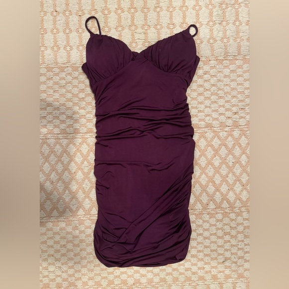 A stylish Choice Ruched Mini Dress Burgundy - Picture 1 of 6